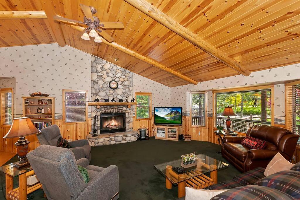 大熊湖Teakwood - 3-Br Spa, Fire Pit, Quiet, Ac, Centrally Located别墅 外观 照片