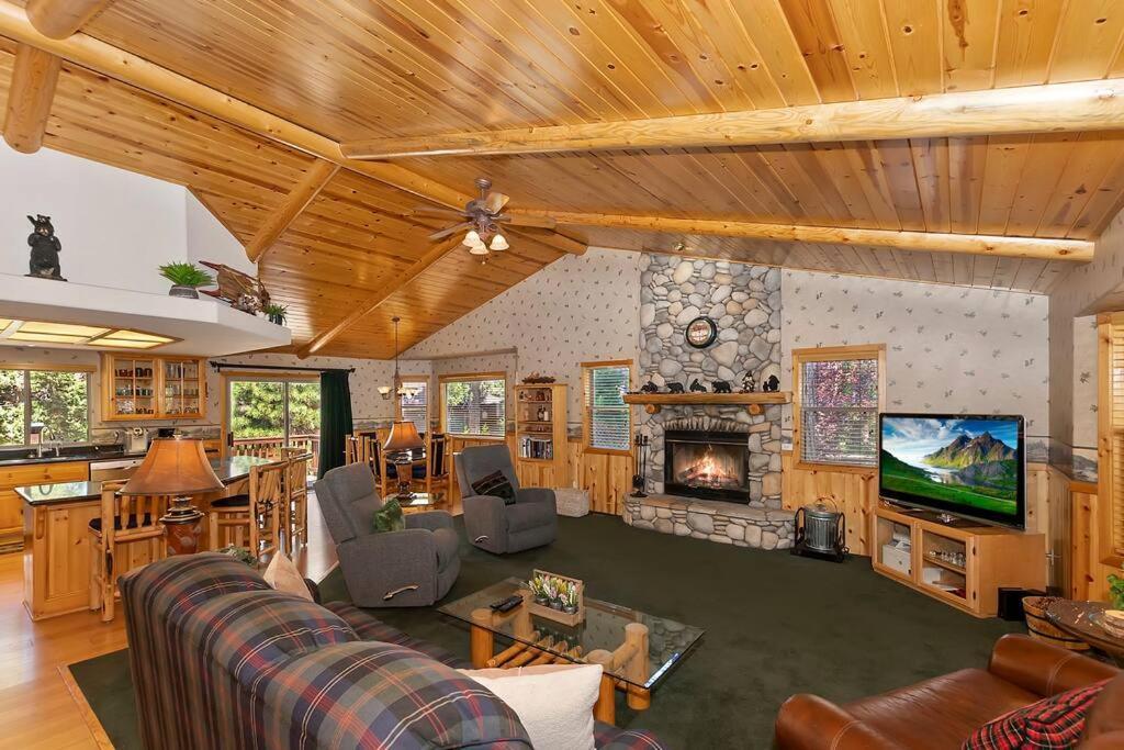 大熊湖Teakwood - 3-Br Spa, Fire Pit, Quiet, Ac, Centrally Located别墅 外观 照片
